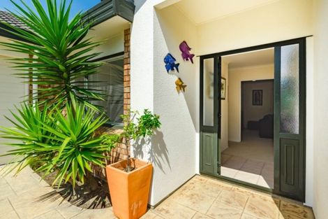 Photo of property in 40c Ocean Road, Paraparaumu Beach, Paraparaumu, 5032
