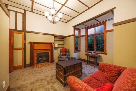 Photo of property in 19 Frederick Street, Terrace End, Palmerston North, 4410