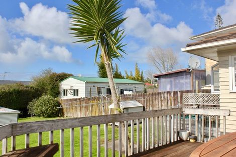 Photo of property in 34 Sunvue Road, Glen Eden, Auckland, 0602