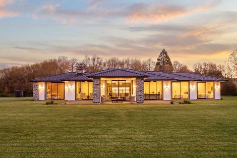 Photo of property in 21 Classiebawn Lane, Prebbleton, 7676