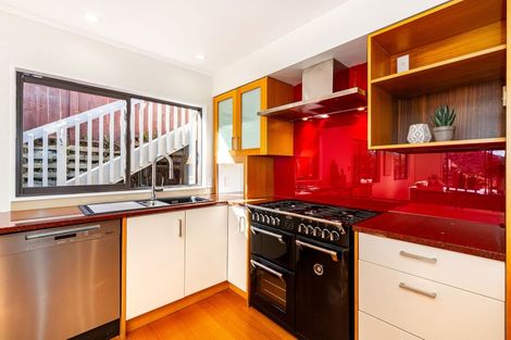Photo of property in 22 Sailmaker Close, Whitby, Porirua, 5024