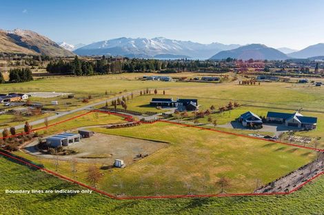 Photo of property in 14 Little Orchard Way, Wanaka, 9382
