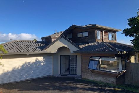 Photo of property in 5 Goldfinch Rise, Unsworth Heights, Auckland, 0632