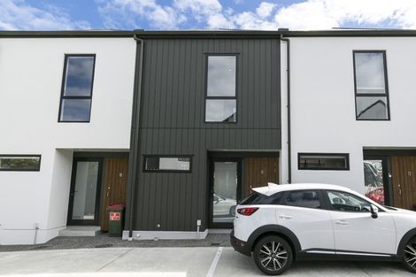 Photo of property in 11/6u Oswald Crescent, Paparangi, Wellington, 6037