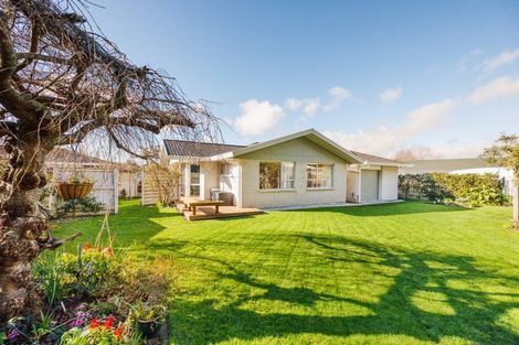 Photo of property in 52 Carter Crescent, Awapuni, Palmerston North, 4412