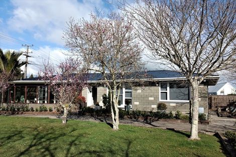 Photo of property in 57 Lyndhurst Street, Westport, 7825