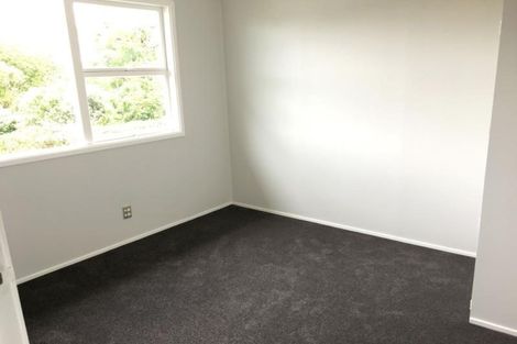 Photo of property in 69a Totara Road, Te Atatu Peninsula, Auckland, 0610
