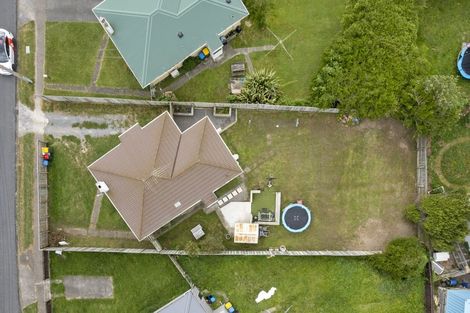 Photo of property in 11 Te Puke Street, Titahi Bay, Porirua, 5022