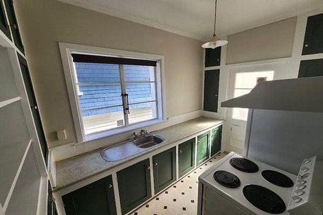 Photo of property in 243 The Terrace, Te Aro, Wellington, 6011