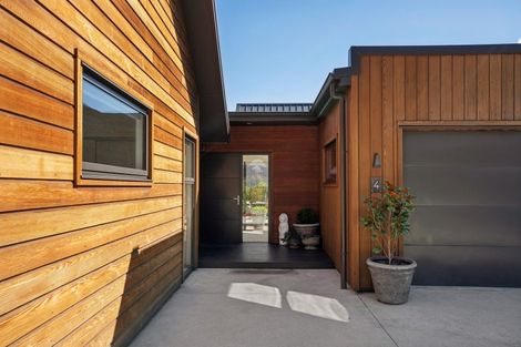 Photo of property in 4 Durness Court, Jacks Point, Queenstown, 9371