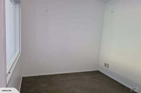 Photo of property in 43 Saddleback Grove, Karori, Wellington, 6012