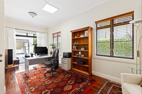 Photo of property in 21 Penwood Close, East Tamaki Heights, Auckland, 2016