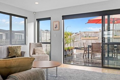 Photo of property in 1 Exmoor Road, Karaka, Papakura, 2113