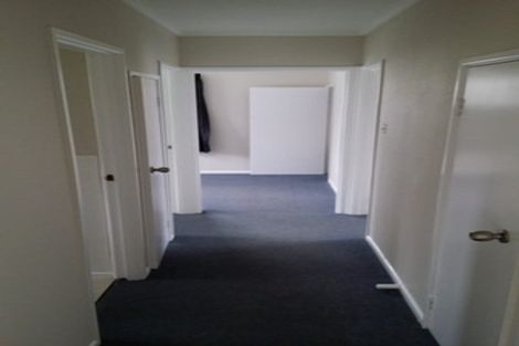 Photo of property in 83 Barrys Road, Glendene, Auckland, 0602