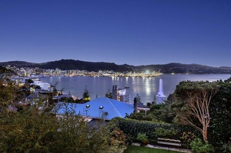 Photo of property in 5 Telford Terrace, Oriental Bay, Wellington, 6011