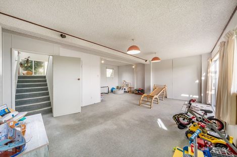 Photo of property in 2 Leeward Drive, Whitby, Porirua, 5024