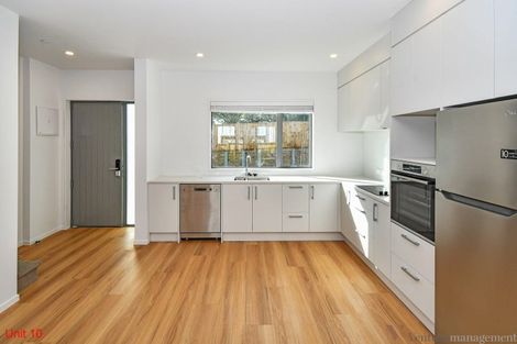 Photo of property in 10/22 James Laurie Street, Henderson, Auckland, 0612