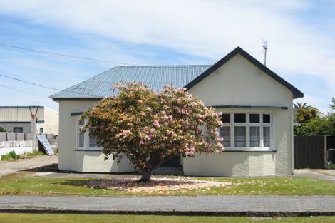 Photo of property in 130 Queen Street, Westport, 7825