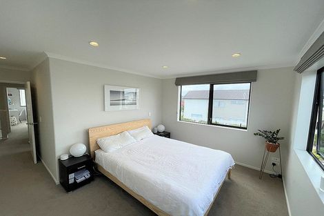 Photo of property in 19 Kanuka Road, Hobsonville, Auckland, 0616