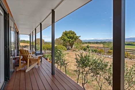 Photo of property in 197 Lees Pakaraka Road, Te Ore Ore, Masterton, 5886