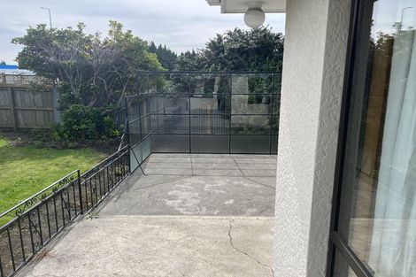 Photo of property in 500 Sawyers Arms Road, Harewood, Christchurch, 8051