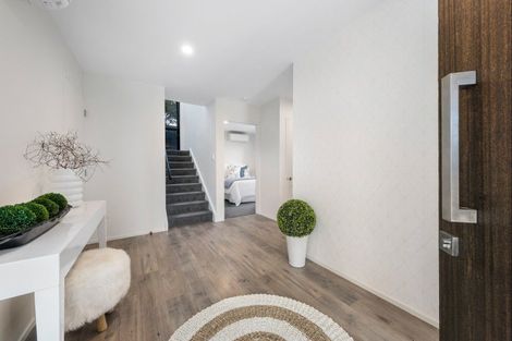 Photo of property in 8 Lookaway Place, Huntsbury, Christchurch, 8022