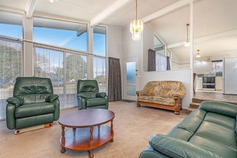 Photo of property in 4 John F Kennedy Drive, Milson, Palmerston North, 4414