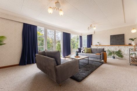 Photo of property in 16 Utauta Street, Waikanae, 5036