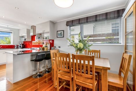 Photo of property in 11 Caribou Place, Kingston, Wellington, 6021