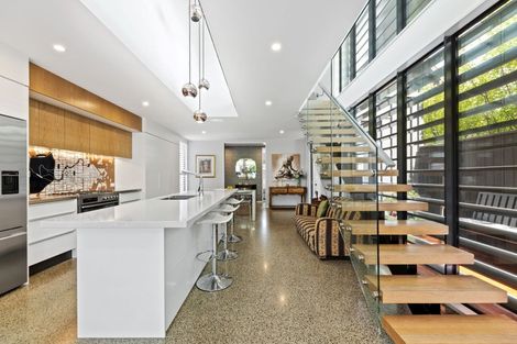 Photo of property in 137a Peterborough Street, Christchurch Central, Christchurch, 8013