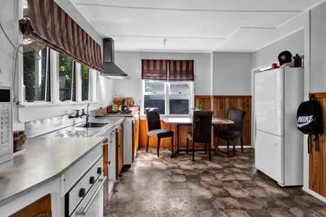 Photo of property in 64 Puriri Street, Hawera, 4610