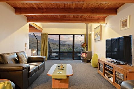 Photo of property in 19 Goldfield Heights, Queenstown, 9300