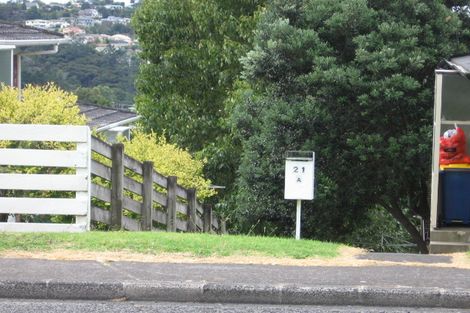 Photo of property in 21a Seaview Road, Castor Bay, Auckland, 0620