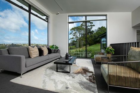 Photo of property in 351 Upper Harbour Drive, Greenhithe, Auckland, 0632