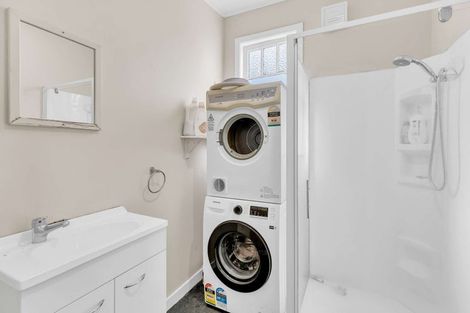 Photo of property in 194 Ferguson Street, West End, Palmerston North, 4412