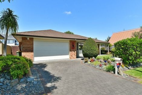 Photo of property in 59 Maygrove Drive, Orewa, 0931