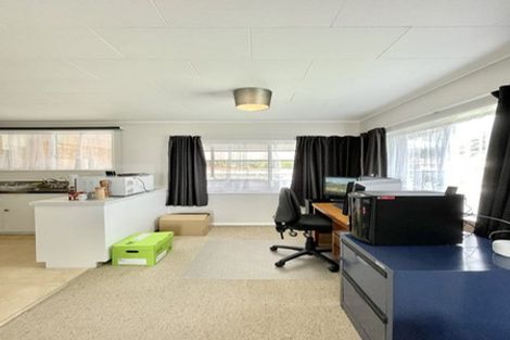 Photo of property in 59f1- Clouston Park Road, Clouston Park, Upper Hutt, 5018