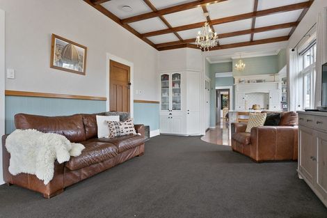 Photo of property in 27 Princes Street, Cambridge, 3434