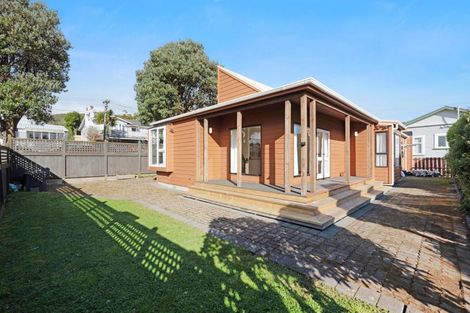 Photo of property in 24a Beauchamp Street, Karori, Wellington, 6012
