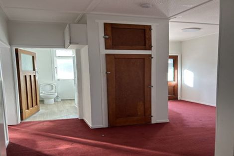 Photo of property in 73 Kauri Street, Miramar, Wellington, 6022