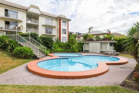 Photo of property in 10u1 Hunter Street, Hamilton Lake, Hamilton, 3204