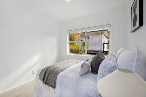 Photo of property in 1/15 Zion Road, Birkenhead, Auckland, 0626