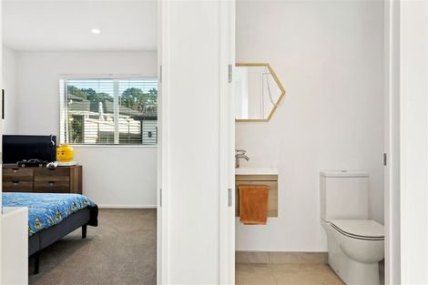 Photo of property in 3 Joseph Kokich Avenue, Swanson, Auckland, 0614