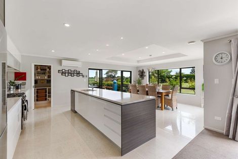 Photo of property in 17 Millbrook Drive, Waiuku, 2683