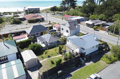 Photo of property in 34 Bowhill Road, New Brighton, Christchurch, 8083