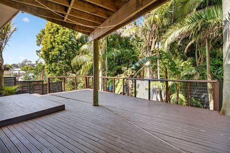 Photo of property in 11 Longview Rise, Massey, Auckland, 0614