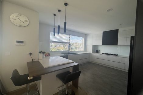 Photo of property in 26 Kiteroa Terrace, Rothesay Bay, Auckland, 0630