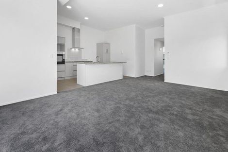 Photo of property in 24/11 Carlos Drive, Flat Bush, Auckland, 2016