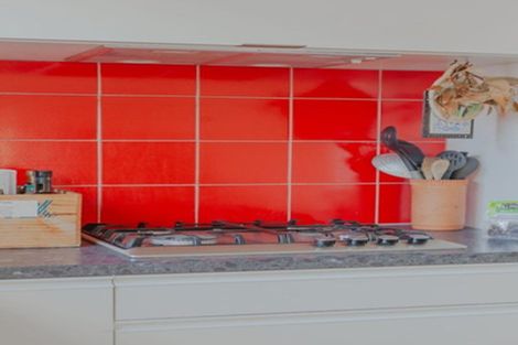 Photo of property in 4 Norton Place, Spotswood, New Plymouth, 4310