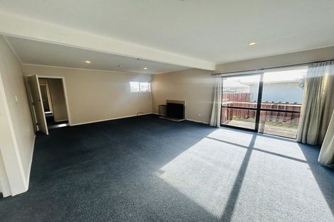 Photo of property in 6 Ngahina Street, Paraparaumu, 5032